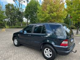 MERCEDES-BENZ - ML 320 - 1999/1999 - Preta - R$ 35.500,00