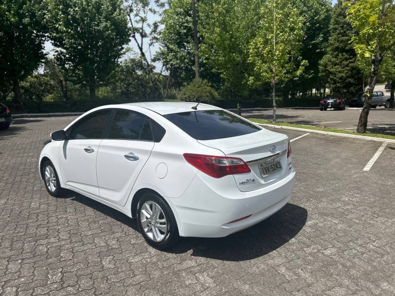 HYUNDAI - HB20 - 2014/2014 - Branca - R$ 53.600,00