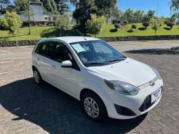 FORD - FIESTA - 2013/2014 - Branca - R$ 29.900,00