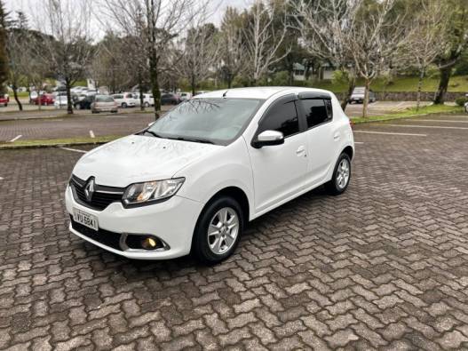 RENAULT SANDERO 2015