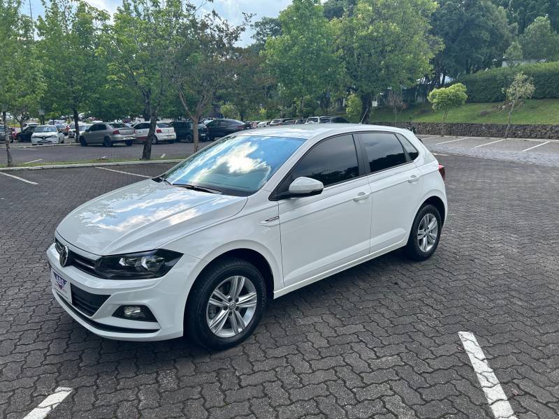 VOLKSWAGEN - POLO - 2019/2019 - Branca - R$ 74.900,00