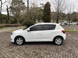 RENAULT - SANDERO - 2014/2015 - Branca - R$ 42.600,00