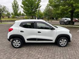 RENAULT - KWID - 2020/2021 - Branca - R$ 45.600,00