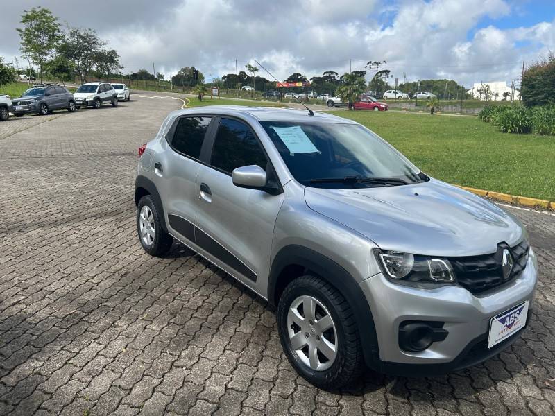 RENAULT - KWID - 2017/2018 - Prata - R$ 39.800,00