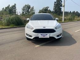 FORD - FOCUS - 2015/2016 - Branca - R$ 57.800,00