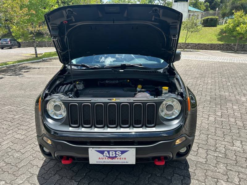 JEEP - RENEGADE - 2015/2016 - Preta - R$ 86.200,00