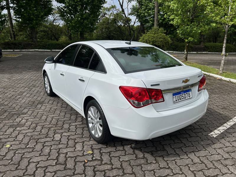 CHEVROLET - CRUZE - 2013/2013 - Branca - R$ 60.900,00