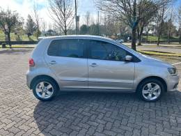 VOLKSWAGEN - FOX - 2017/2018 - Prata - R$ 57.900,00