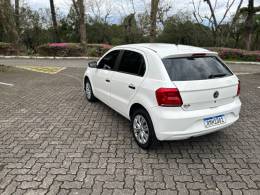 VOLKSWAGEN - GOL - 2020/2021 - Branca - R$ 56.600,00