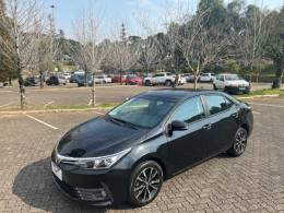 TOYOTA - COROLLA - 2017/2018 - Preta - R$ 99.800,00