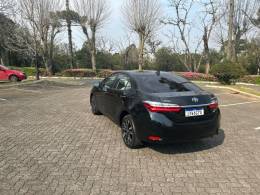 TOYOTA - COROLLA - 2017/2018 - Preta - R$ 99.800,00