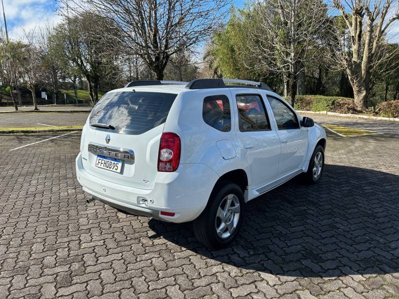 RENAULT - DUSTER - 2012/2013 - Branca - R$ 49.600,00