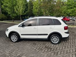 VOLKSWAGEN - SPACE CROSS - 2013/2014 - Branca - R$ 55.300,00