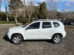 RENAULT - DUSTER - 2012/2013 - Branca - R$ 49.600,00